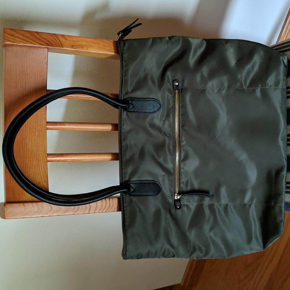 A New Day -  Tote Bag  /Zipped